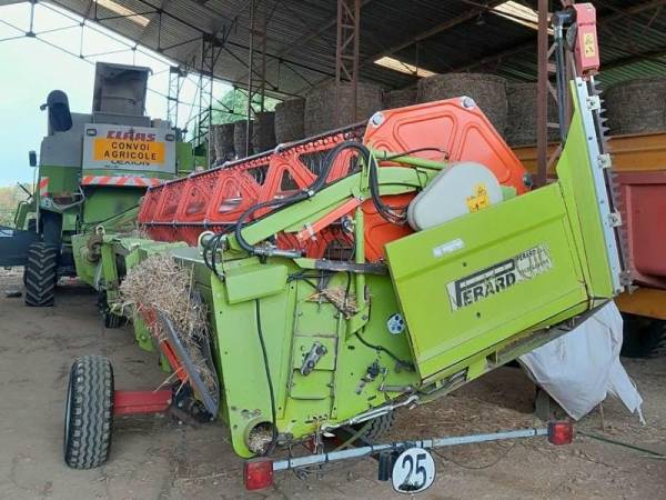 Комбайн Claas Lexion 470 (2003)