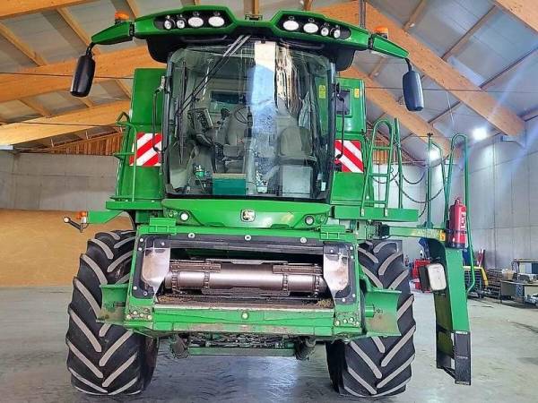 Комбайн John Deere S 670i (2015)