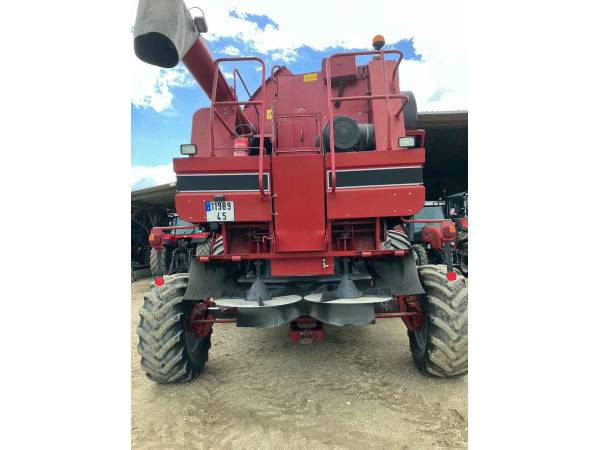 Комбайн Case IH 2388 (2003)