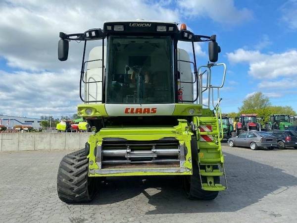 Комбайн Claas Lexion 600 TT (2010)