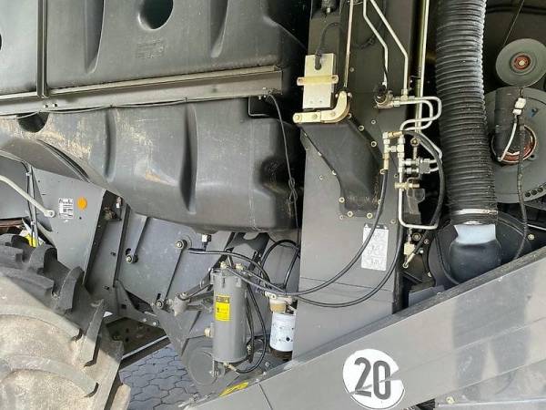 Комбайн Claas Lexion 600 TT (2010)