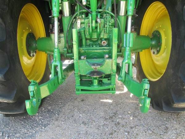 Трактор John Deere 6820 (2006)