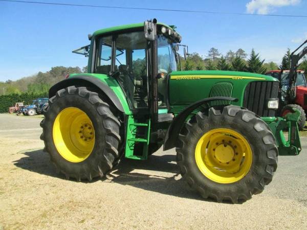 Трактор John Deere 6820 (2006)