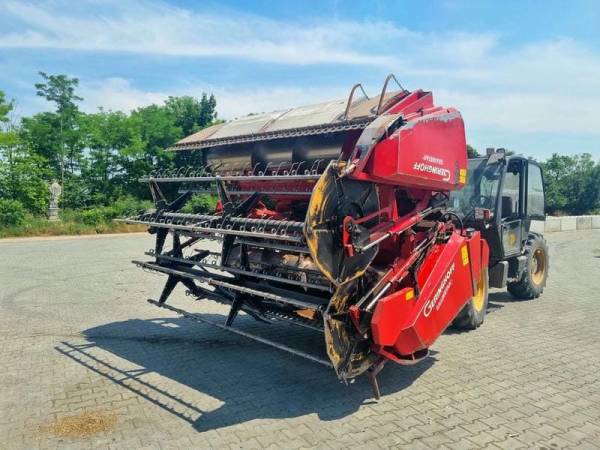 Комбайн CAT Lexion 460