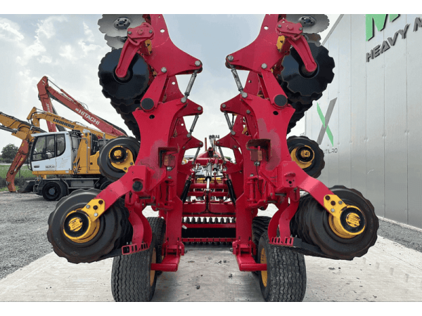 Дисковая борона Vaderstad Carrier 820 (2013)
