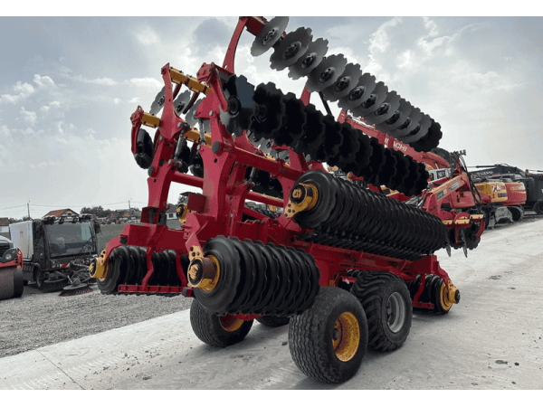 Дисковая борона Vaderstad Carrier 820 (2013)