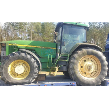 Трактор John Deere 8200 (1997)