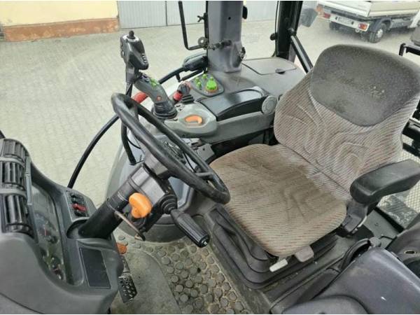 Трактор Lamborghini R8.230 з навантажучем Quicke Q88 (2012)