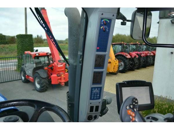 Трактор New Holland T8.390 (2012)
