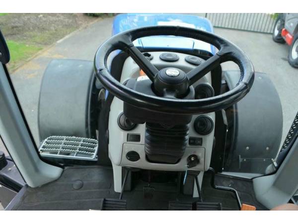 Трактор New Holland T8.390 (2012)