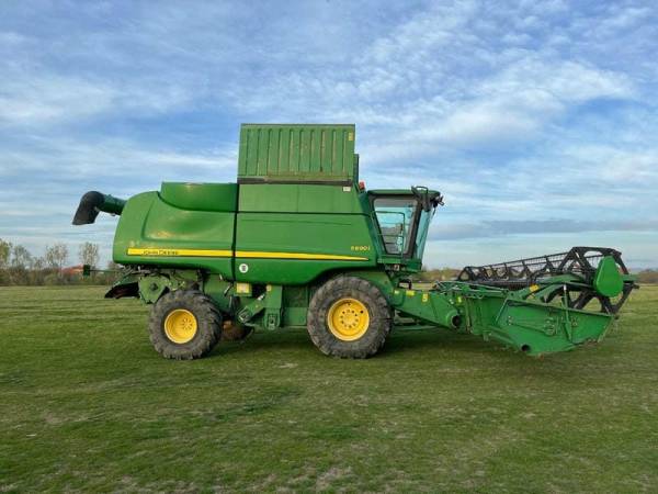 Комбайн John Deere S 690i (2010)