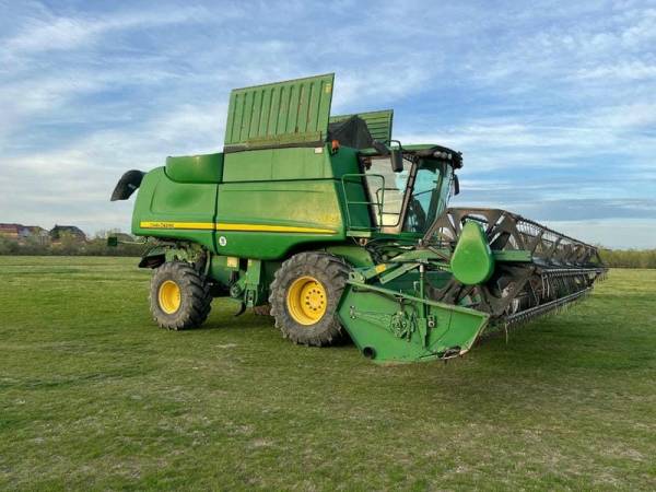 Комбайн John Deere S 690i (2010)