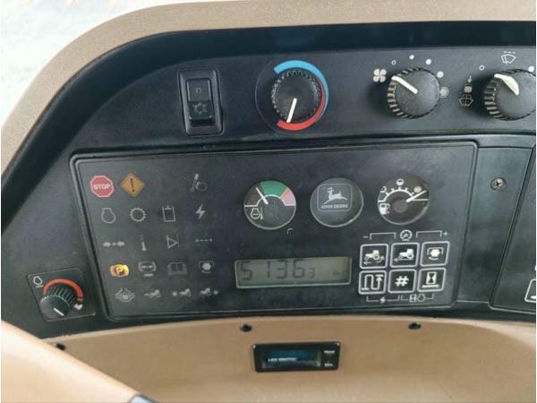 Трактор John Deere 8400 (1999)