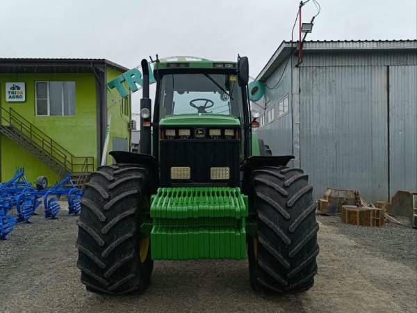 Трактор John Deere 8400 (1999)