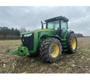 Трактор John Deere 8260 R