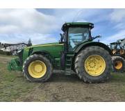 Трактор John Deere 8370R