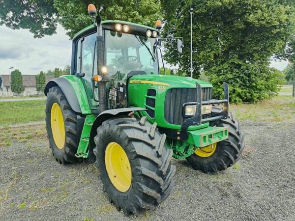 Трактор John Deere 6330 (2009)