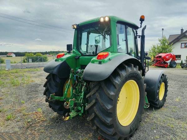 Трактор John Deere 6330 (2009)