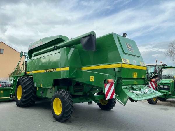 Комбайн John Deere 2264 (1998)