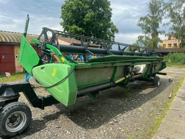 Комбайн John Deere S680 (2015)