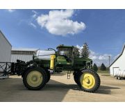 Самохідний обприскувач John Deere 4710