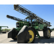 Самоходный опрыскиватель John Deere 4710