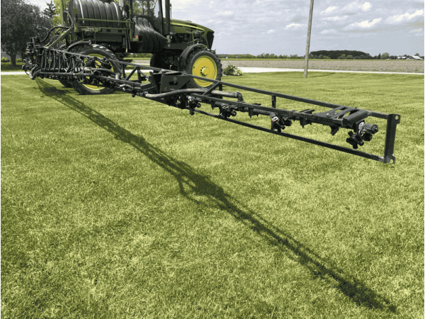 Самохідний обприскувач John Deere 4730 (2009)