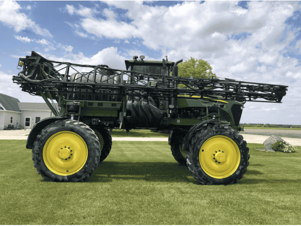 Самохідний обприскувач John Deere 4730 (2009)