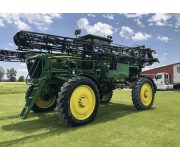 Самохідний обприскувач John Deere 4730