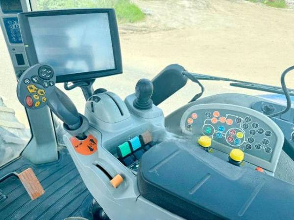 Трактор New Holland T8.360 (2014)