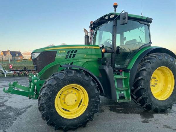 Трактор John Deere 6150R (2015)