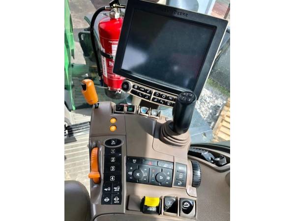 Трактор John Deere 8400R (2017)
