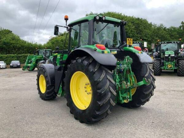 Трактор John Deere 6150M (2015)