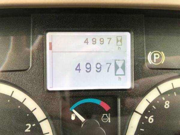 Трактор John Deere 6150M (2015)