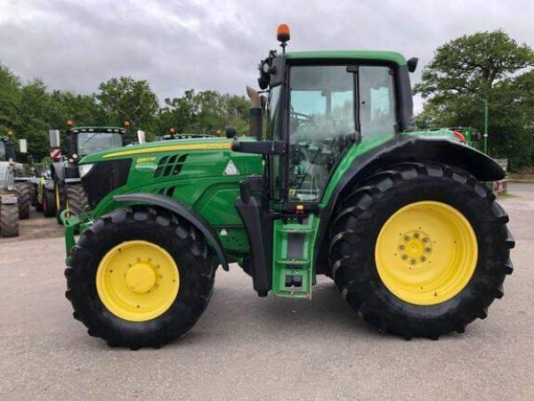 Трактор John Deere 6150M (2015)
