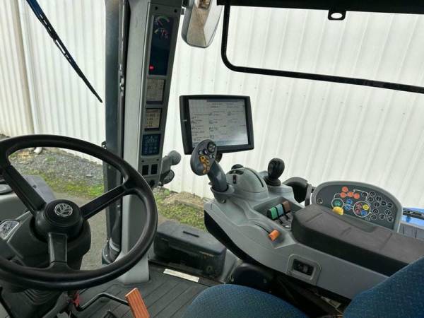 Трактор New Holland T8.300 (2014)