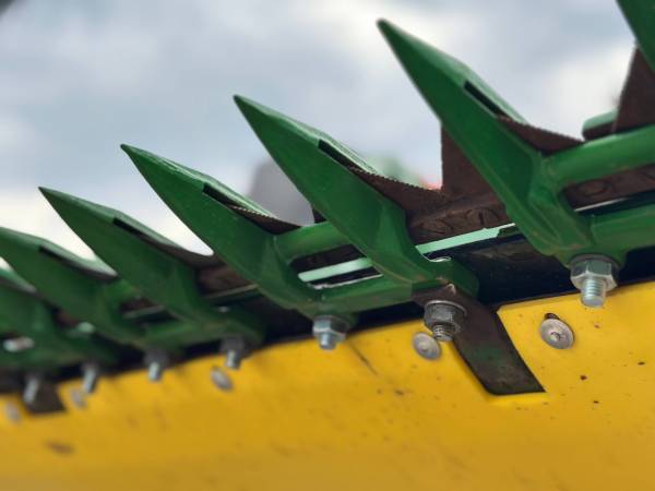 Жатка John Deere 915F