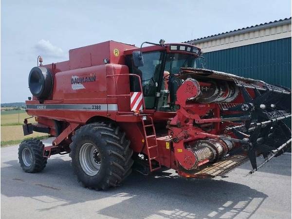 Комбайн Case IH 2388 (2004)