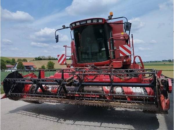 Комбайн Case IH 2388 (2004)