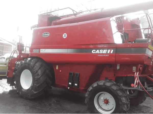 Комбайн Case IH 2388 (2004)