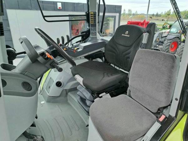 Трактор Claas Arion 620 (2016)