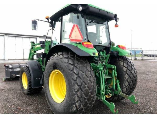 Трактор John Deere 5080R с погрузчиком (2012)