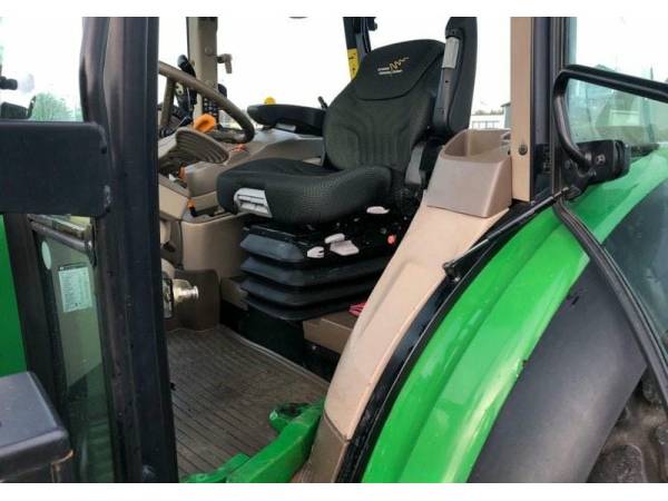 Трактор John Deere 5080R с погрузчиком (2012)