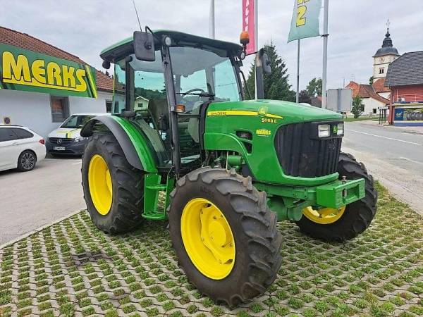 Трактор John Deere 5083E (2013)