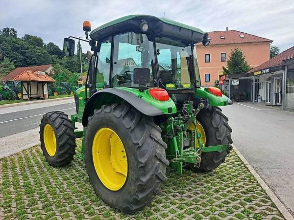 Трактор John Deere 5083E (2013)