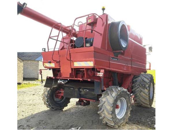 Комбайн Case IH 2388 (2005)