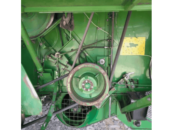 Комбайн John Deere 1075 (1984)