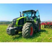 Трактор Claas Axion 920