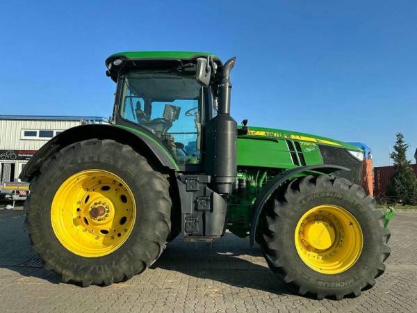  Трактор John Deere 7290R (2016)