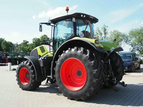 Трактор Claas Axion 830 (2016)